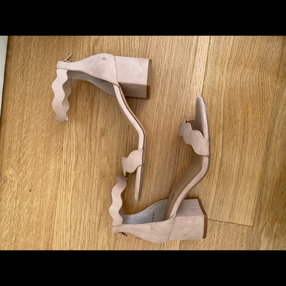 Short block heels. Perfect for spring - Picture 4 of 5